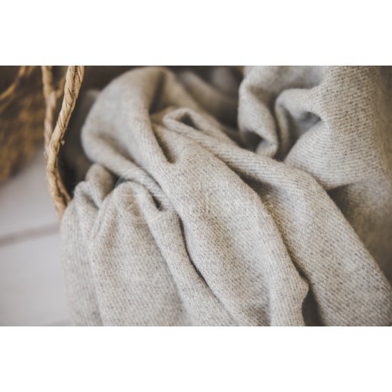 Wool blanket with fringes "Juostelės" beige